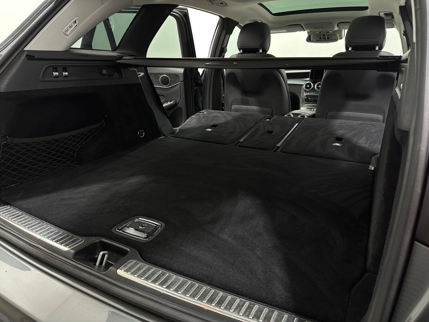 Used Mercedes-Benz GLC 2017 for sale - 77411111: Photo 46