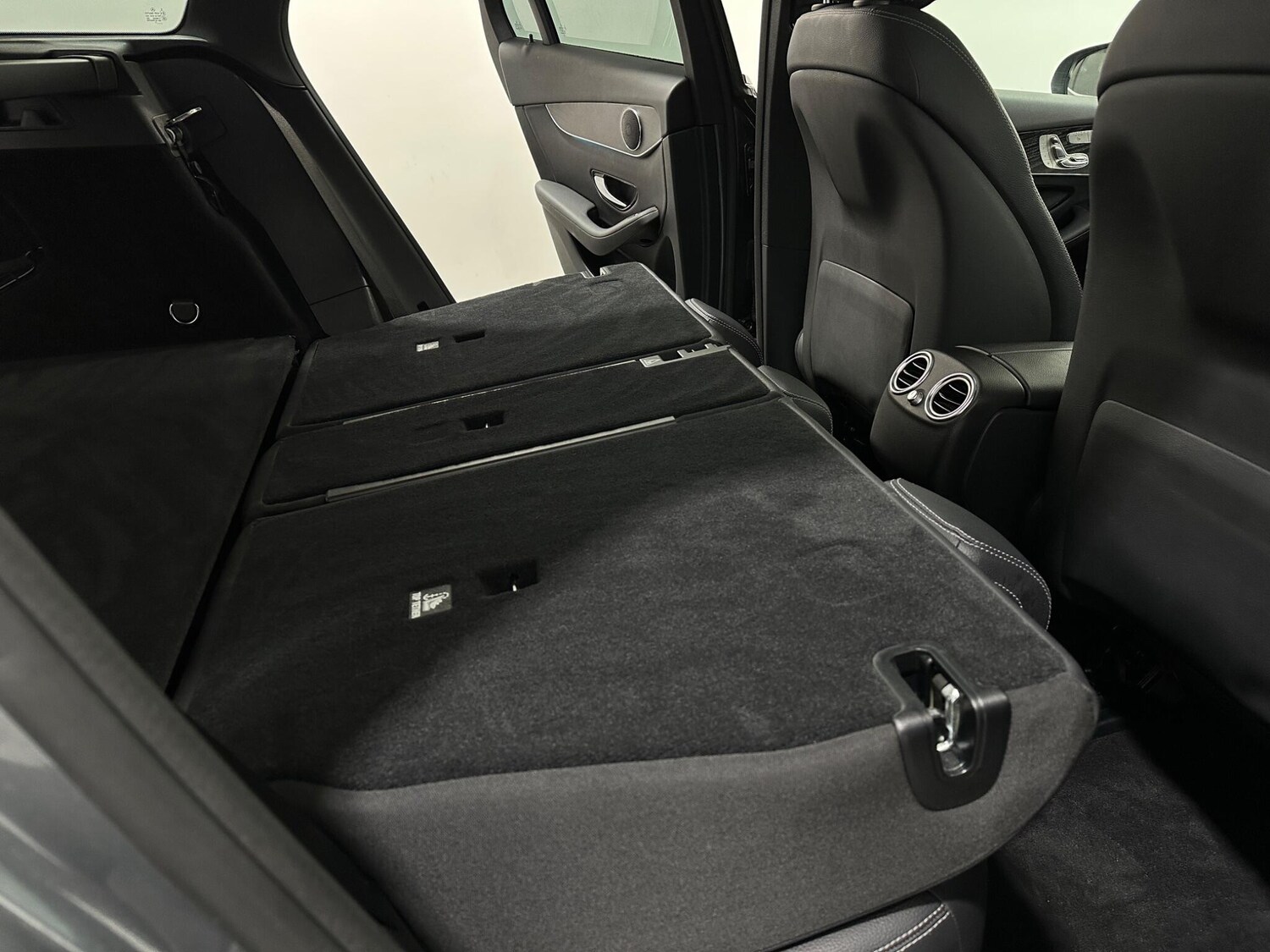 Used Mercedes-Benz GLC 2017 for sale - 77411111: Photo 47