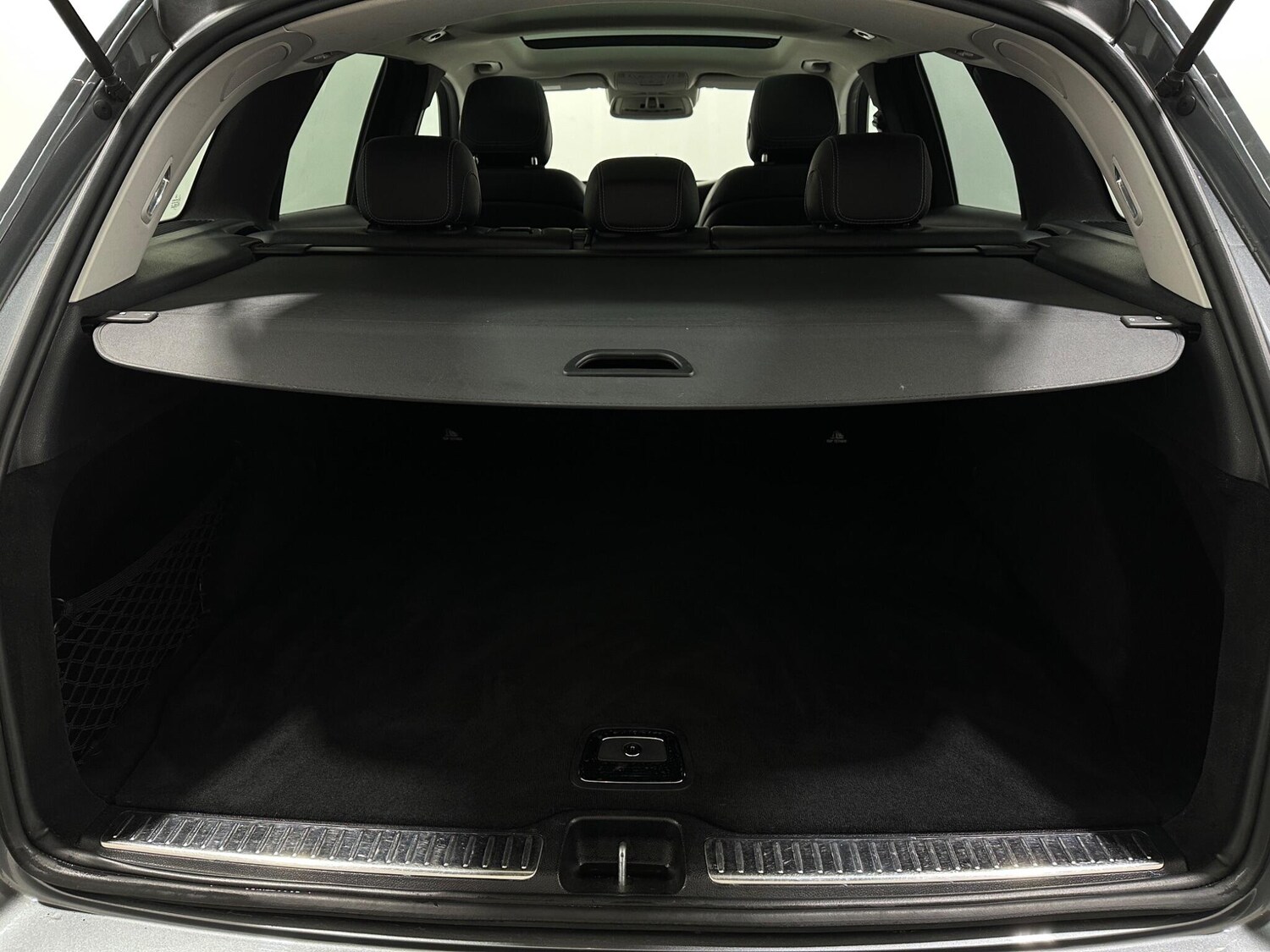 Used Mercedes-Benz GLC 2017 for sale - 77411111: Photo 48