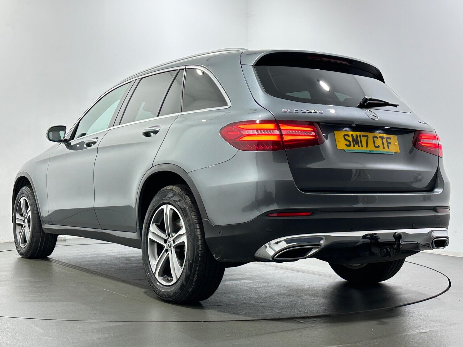 Used Mercedes-Benz GLC 2017 for sale - 77411111: Photo 50