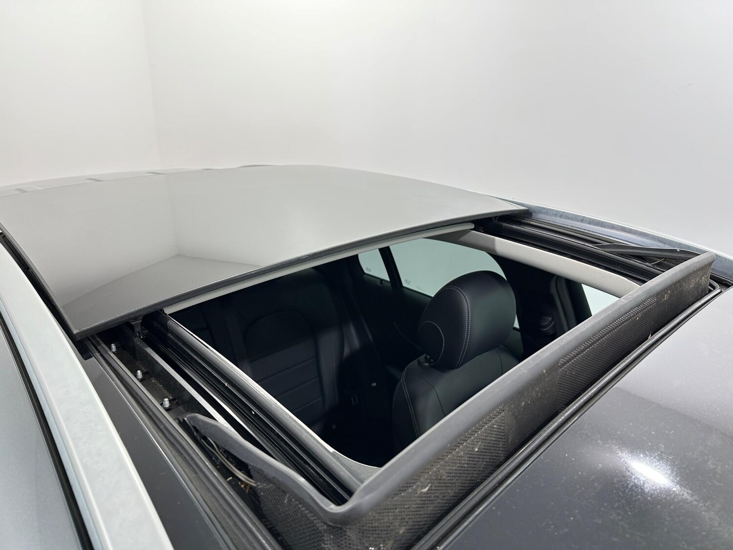 Used Mercedes-Benz GLC 2017 for sale - 77411111: Photo 56