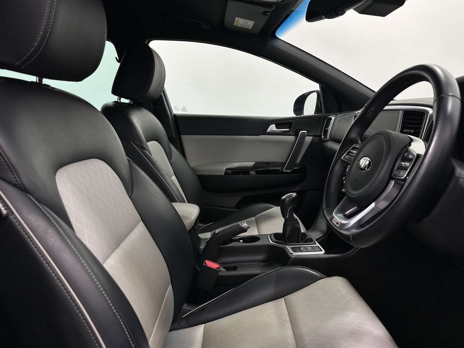 Used Kia Sportage 2021 for sale - 76886116: Photo 30