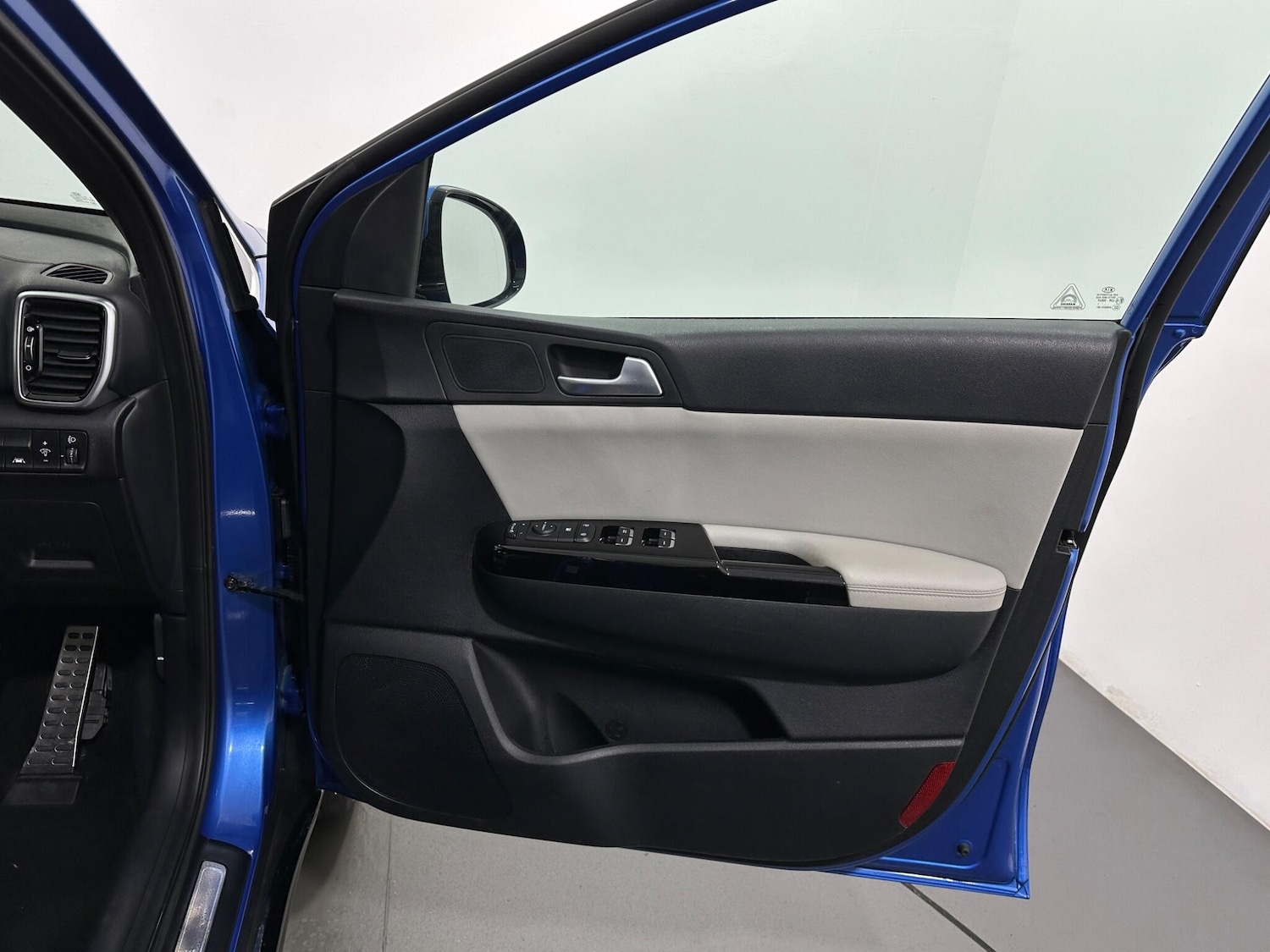 Used Kia Sportage 2021 for sale - 76886116: Photo 32