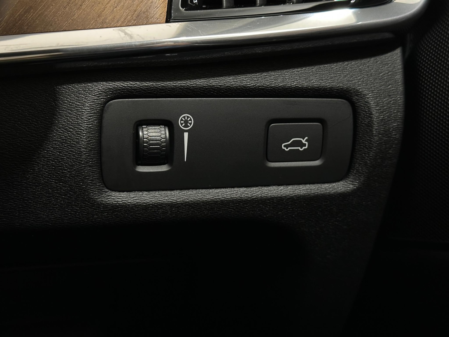 Used Volvo V90 2018 for sale - 76878488: Photo 16