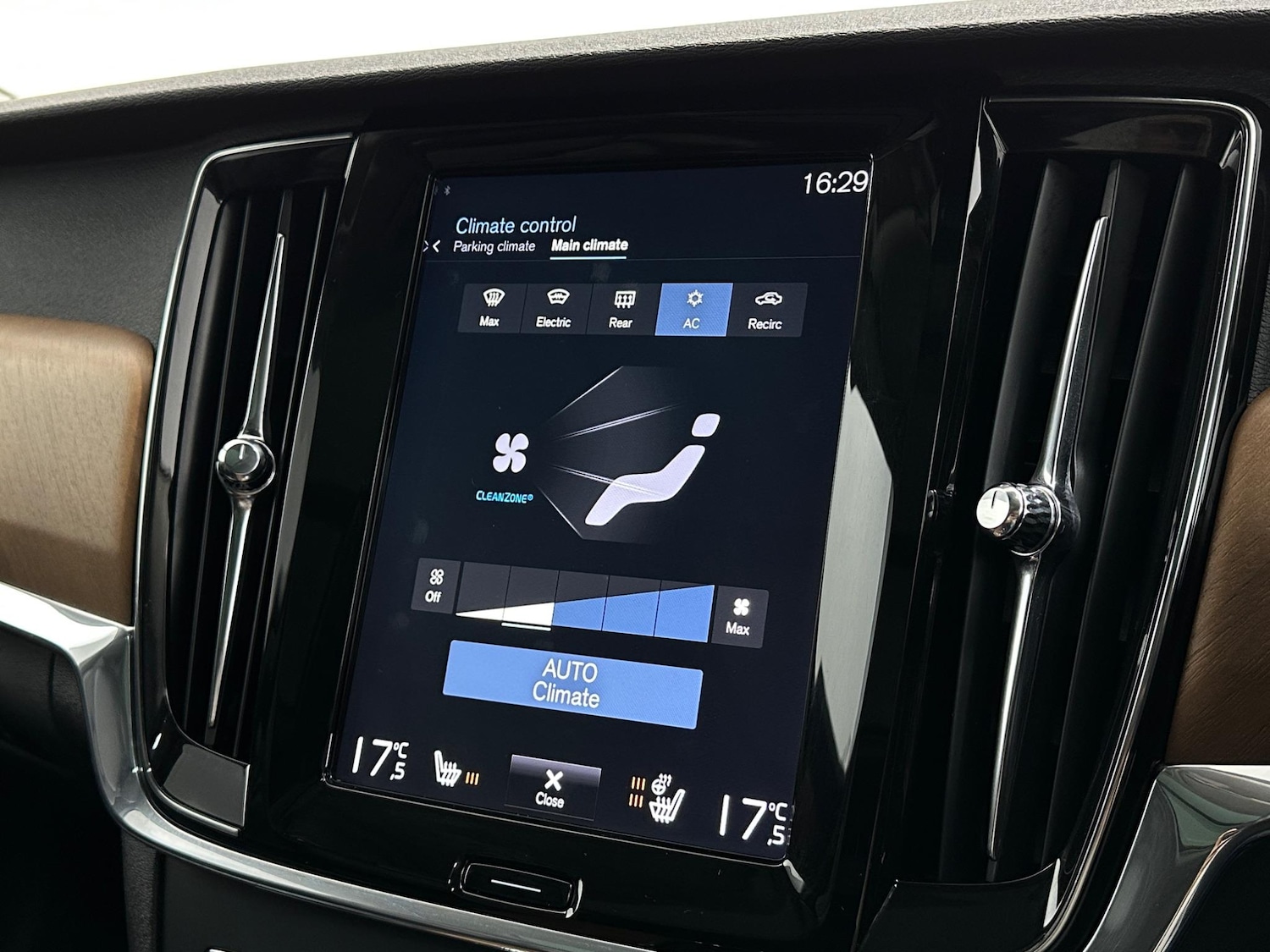 Used Volvo V90 2018 for sale - 76878488: Photo 25