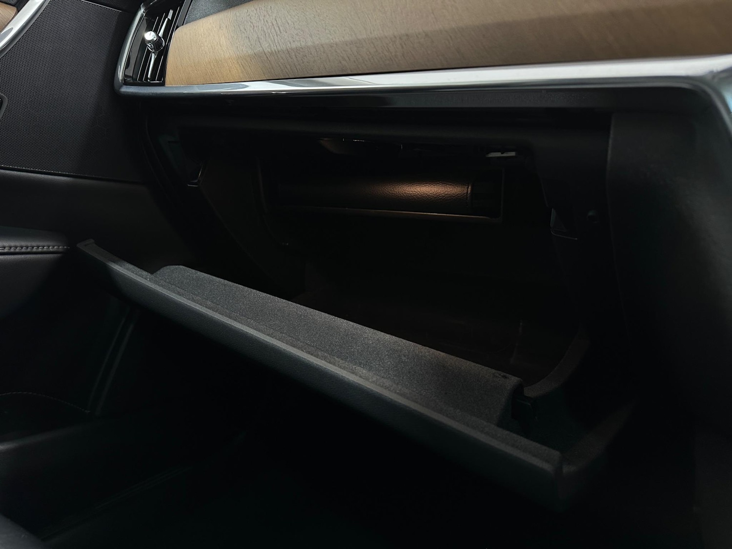 Used Volvo V90 2018 for sale - 76878488: Photo 27