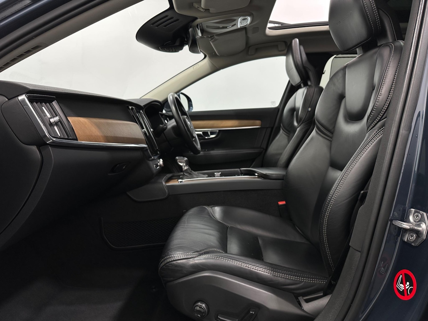 Used Volvo V90 2018 for sale - 76878488: Photo 33