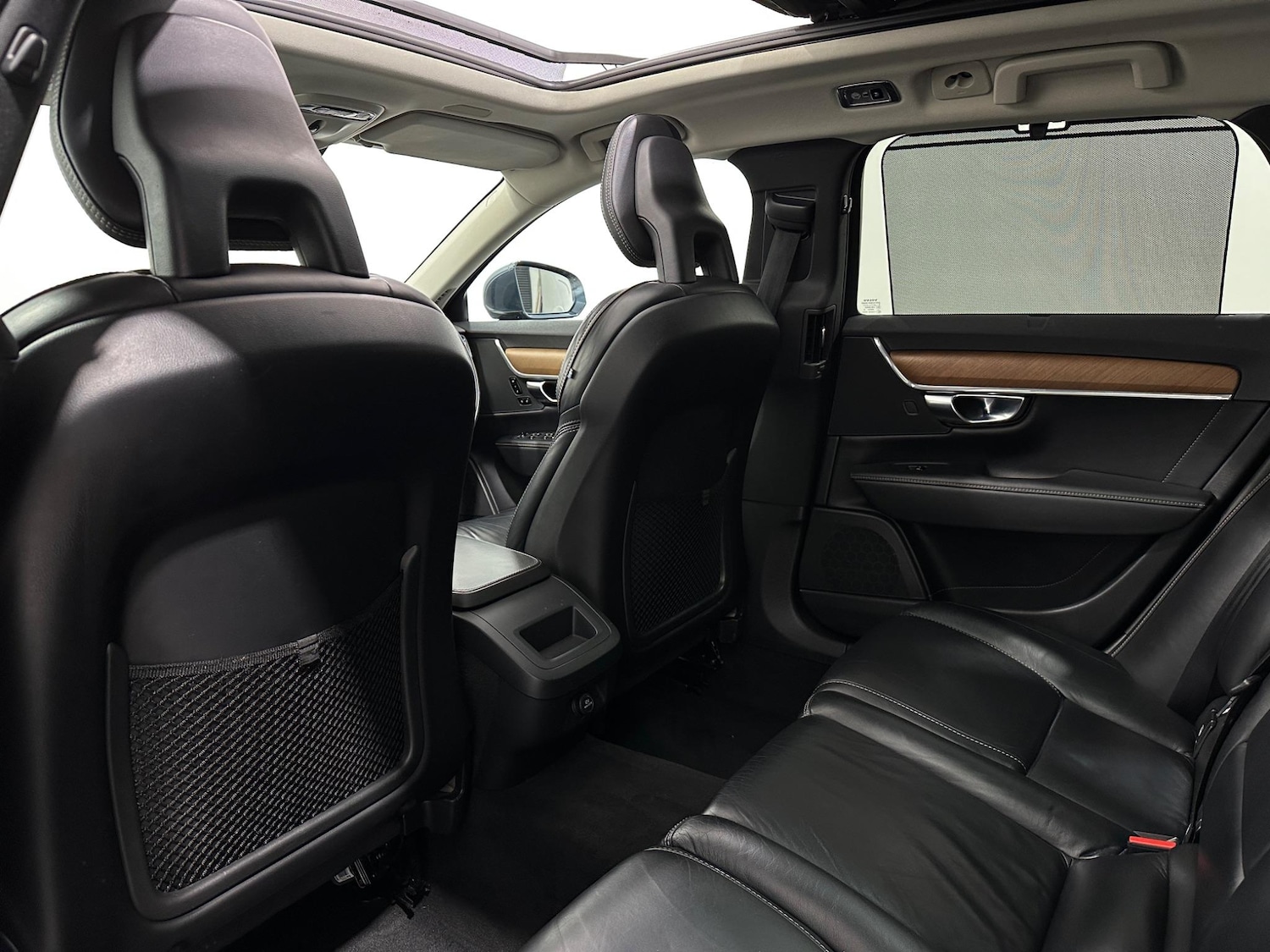 Used Volvo V90 2018 for sale - 76878488: Photo 37