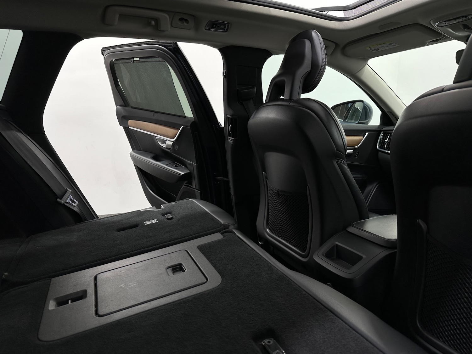 Used Volvo V90 2018 for sale - 76878488: Photo 47