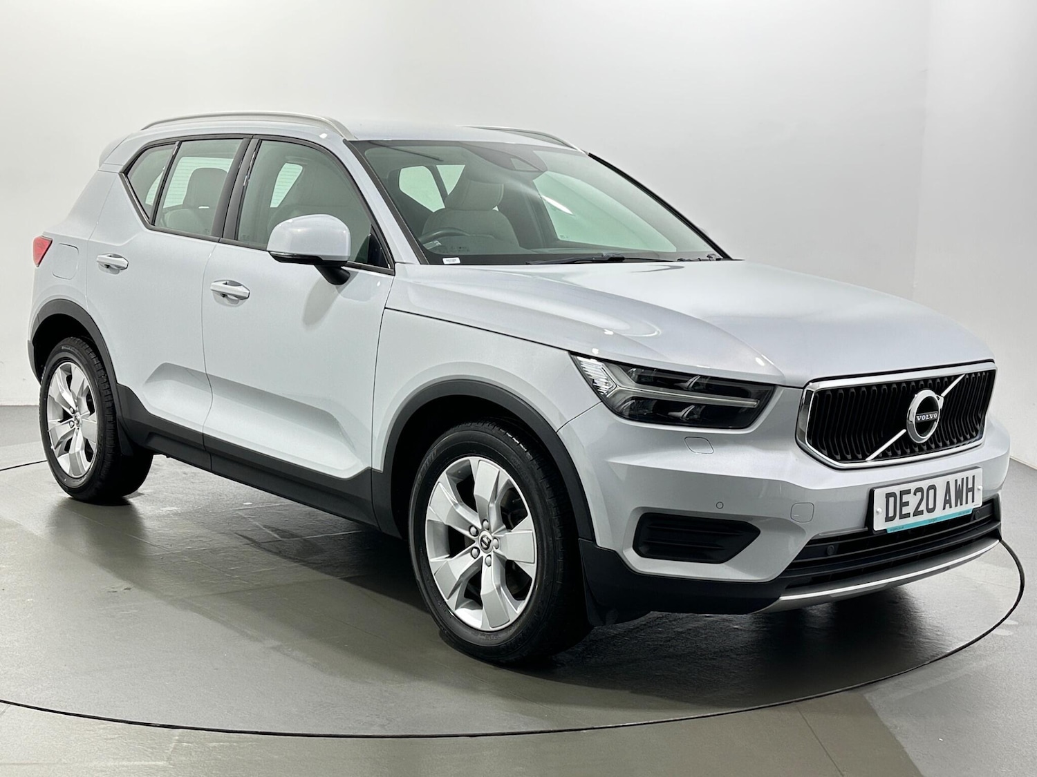 Used Volvo XC40 2020 for sale - 77550377: Photo 1