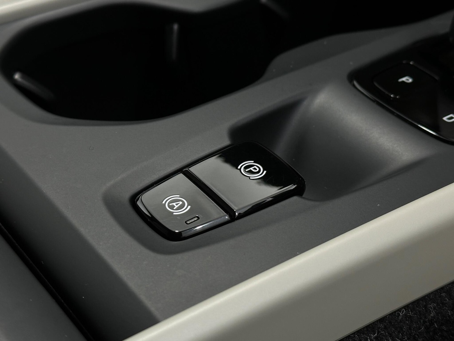 Used Volvo XC40 2020 for sale - 77550377: Photo 20