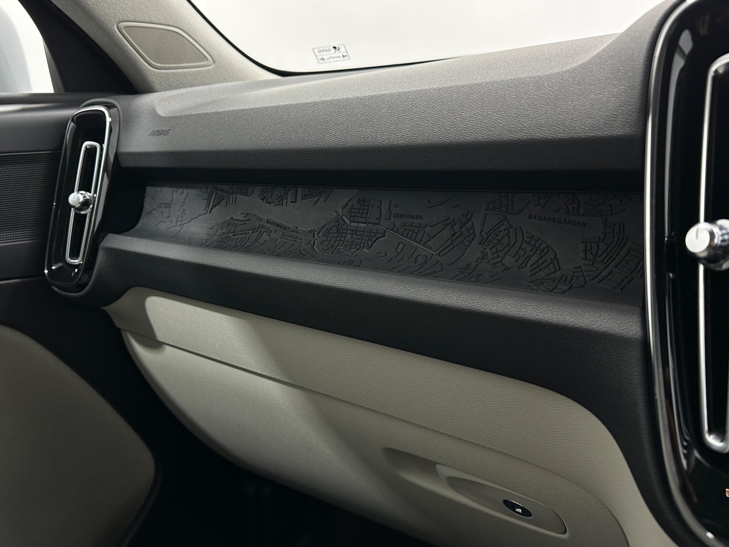 Used Volvo XC40 2020 for sale - 77550377: Photo 28