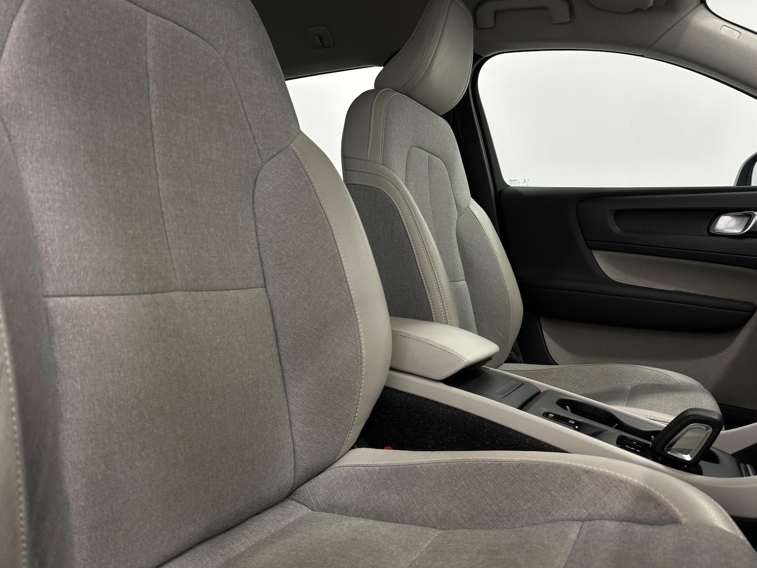 Used Volvo XC40 2020 for sale - 77550377: Photo 33