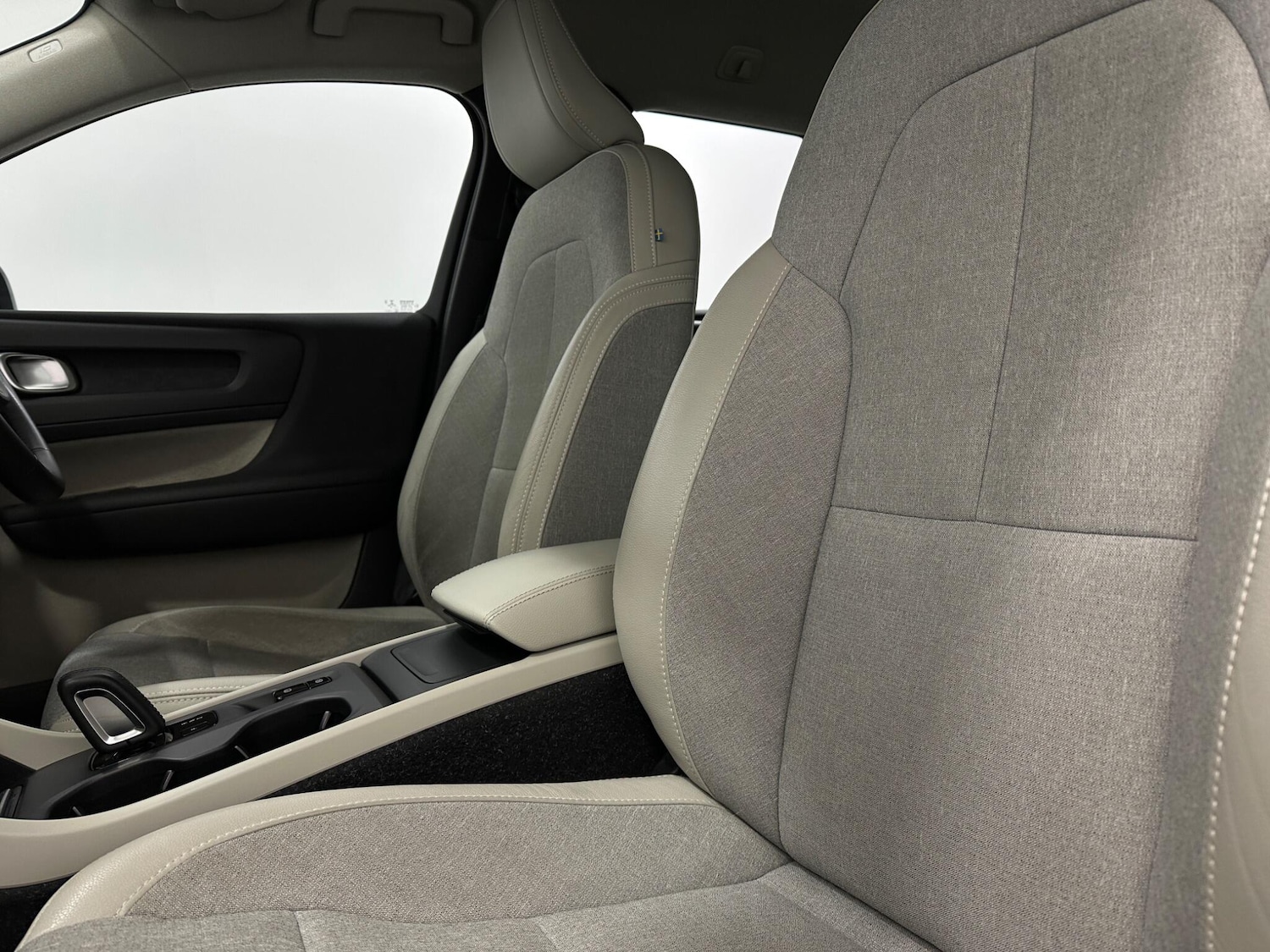 Used Volvo XC40 2020 for sale - 77550377: Photo 39