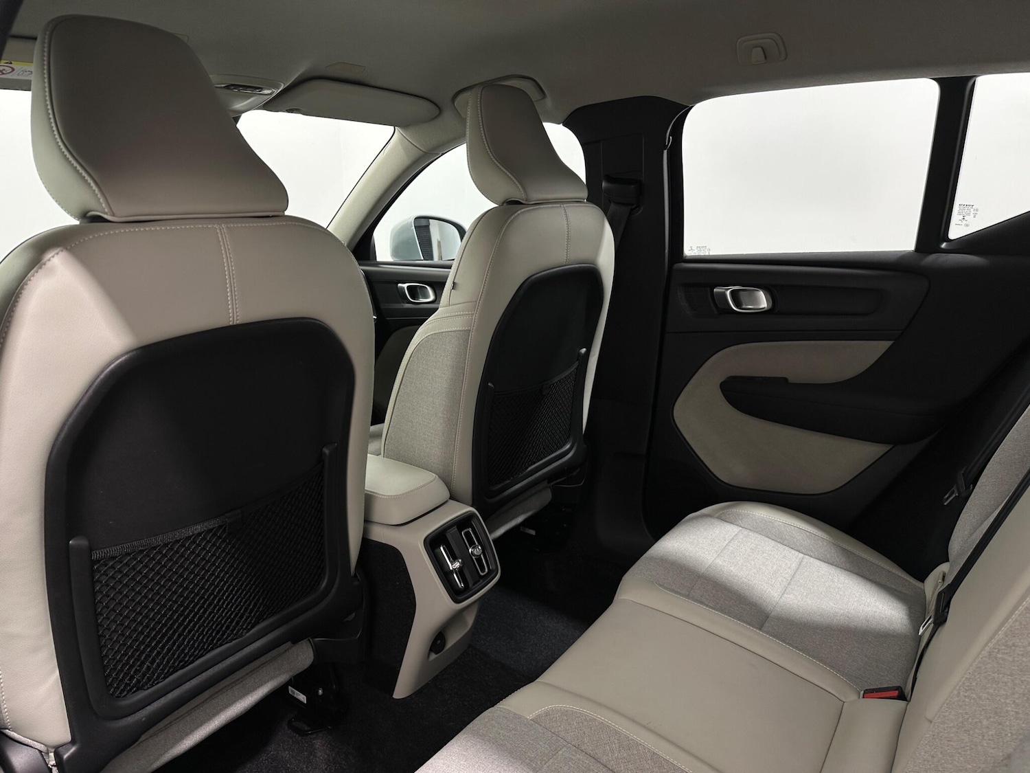 Used Volvo XC40 2020 for sale - 77550377: Photo 42