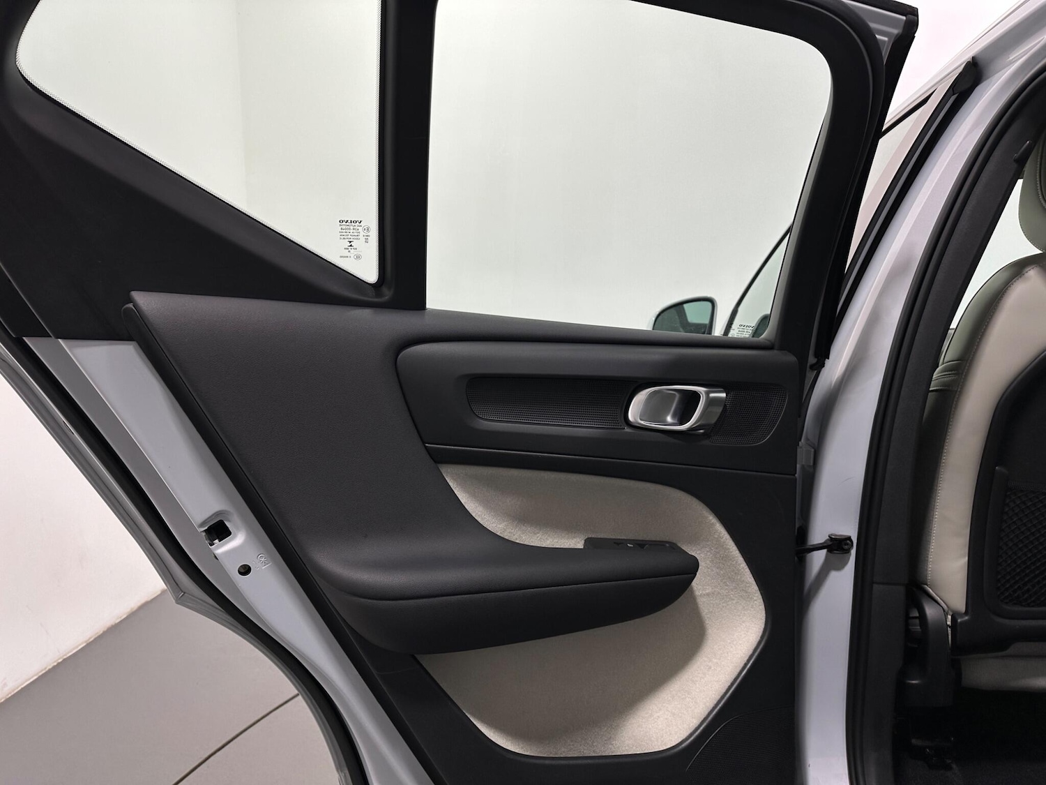 Used Volvo XC40 2020 for sale - 77550377: Photo 44