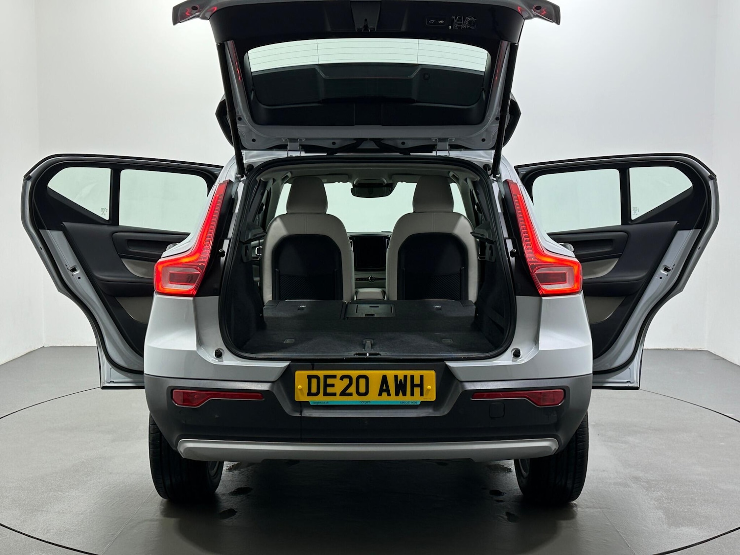 Used Volvo XC40 2020 for sale - 77550377: Photo 48