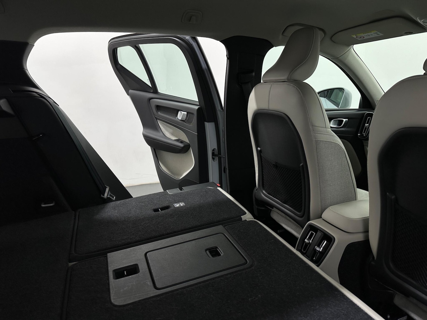 Used Volvo XC40 2020 for sale - 77550377: Photo 50