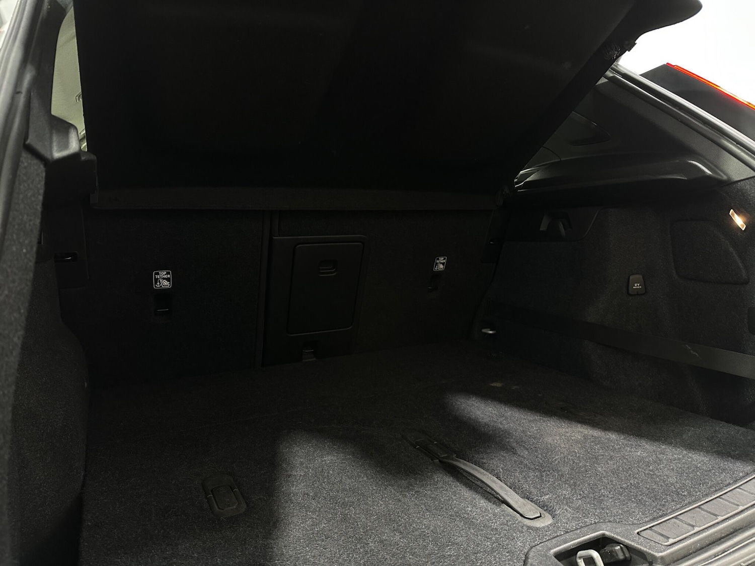 Used Volvo XC40 2020 for sale - 77550377: Photo 51