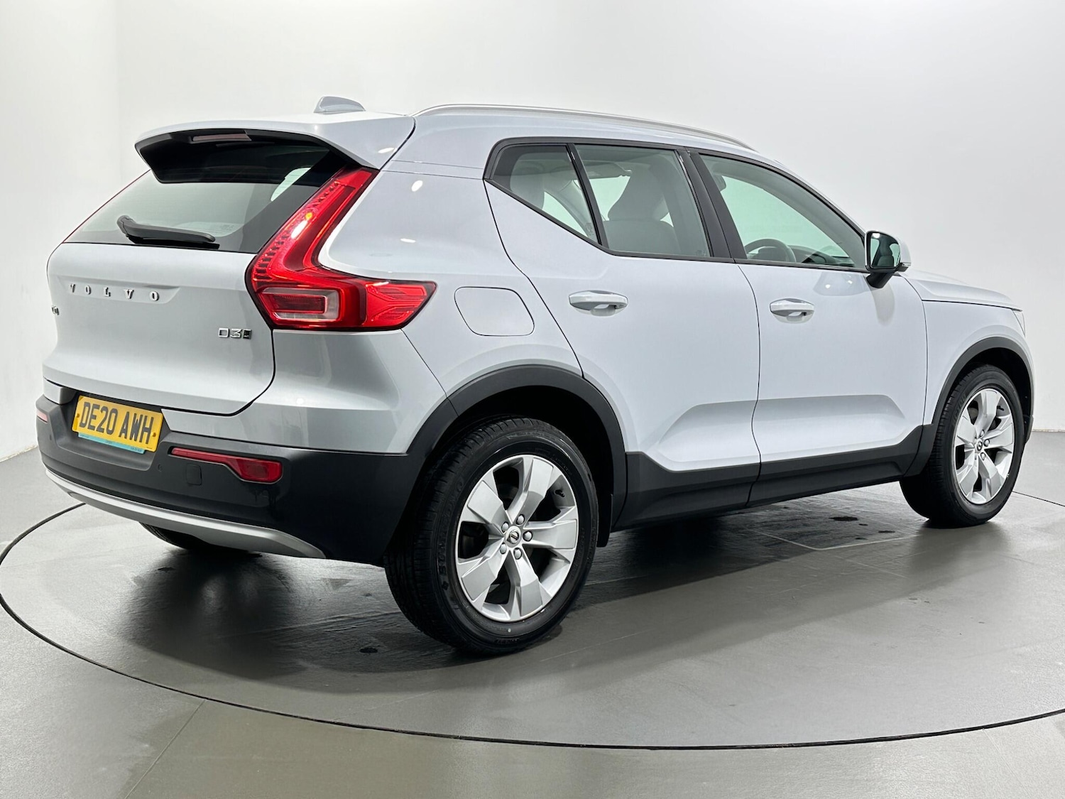 Used Volvo XC40 2020 for sale - 77550377: Photo 8