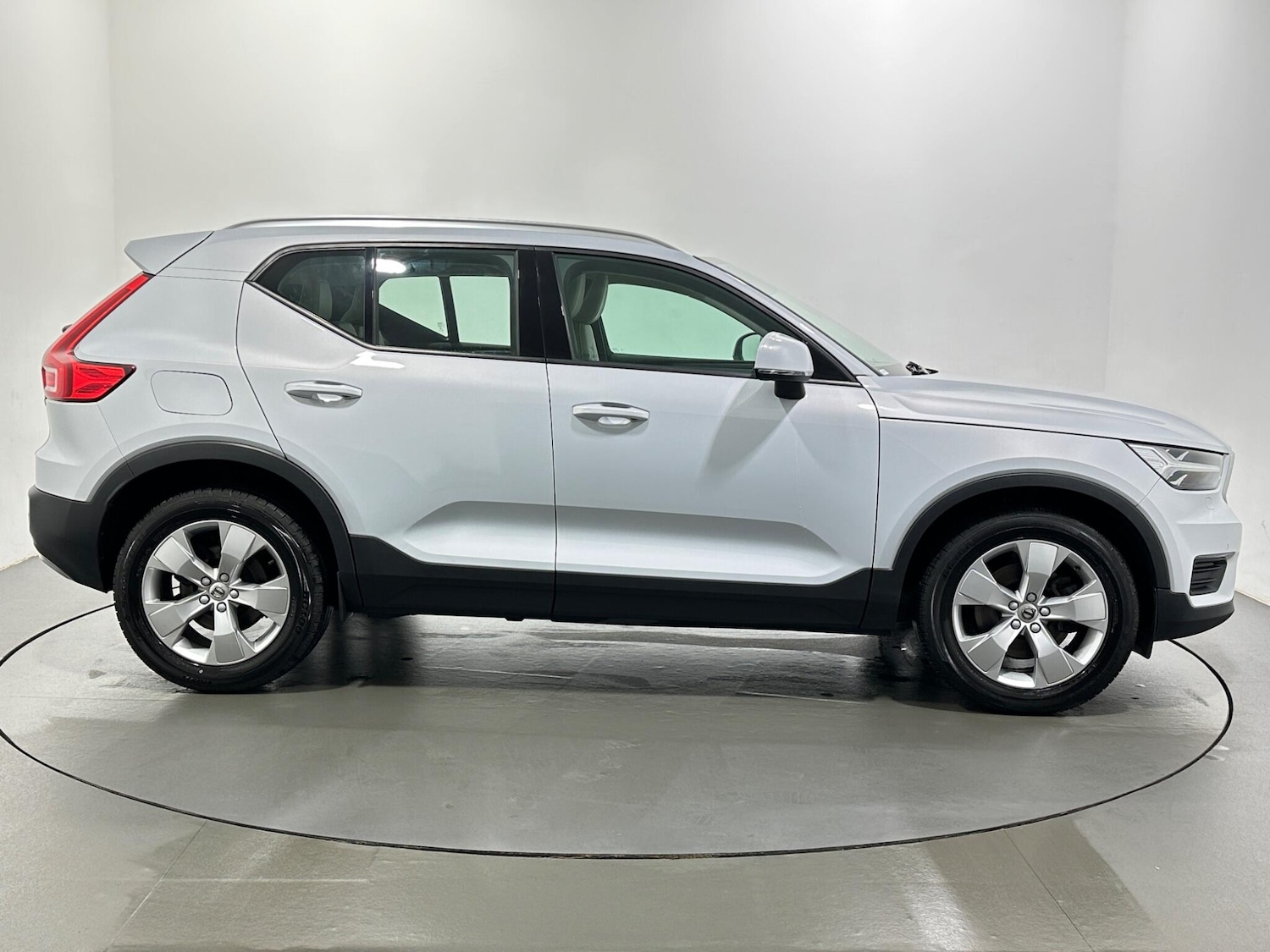 Used Volvo XC40 2020 for sale - 77550377: Photo 9
