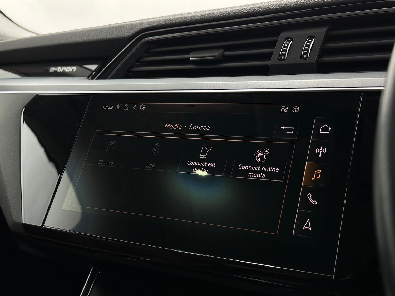 Used Audi e-tron 2020 for sale - 76878466: Photo 26