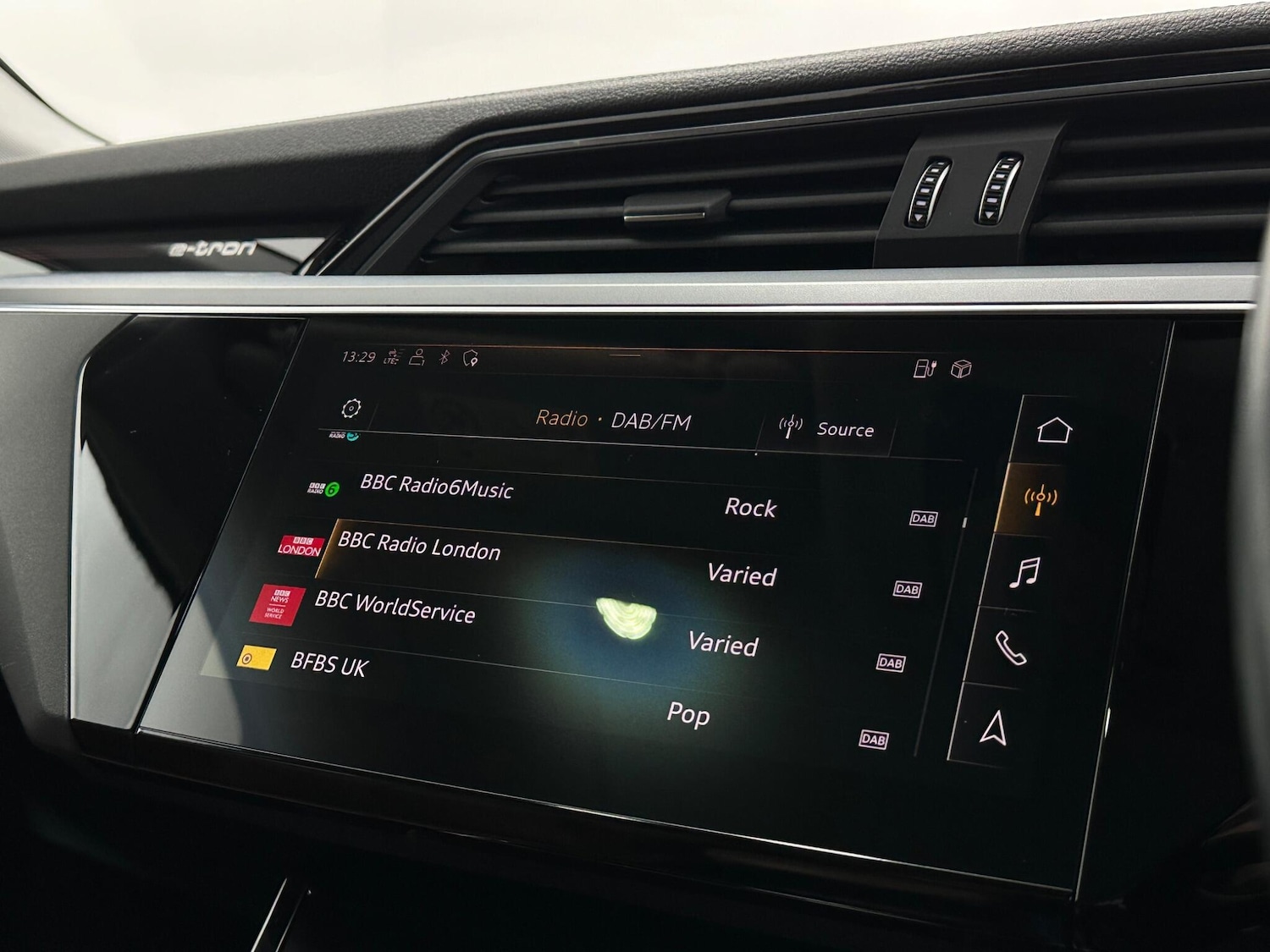 Used Audi e-tron 2020 for sale - 76878466: Photo 27