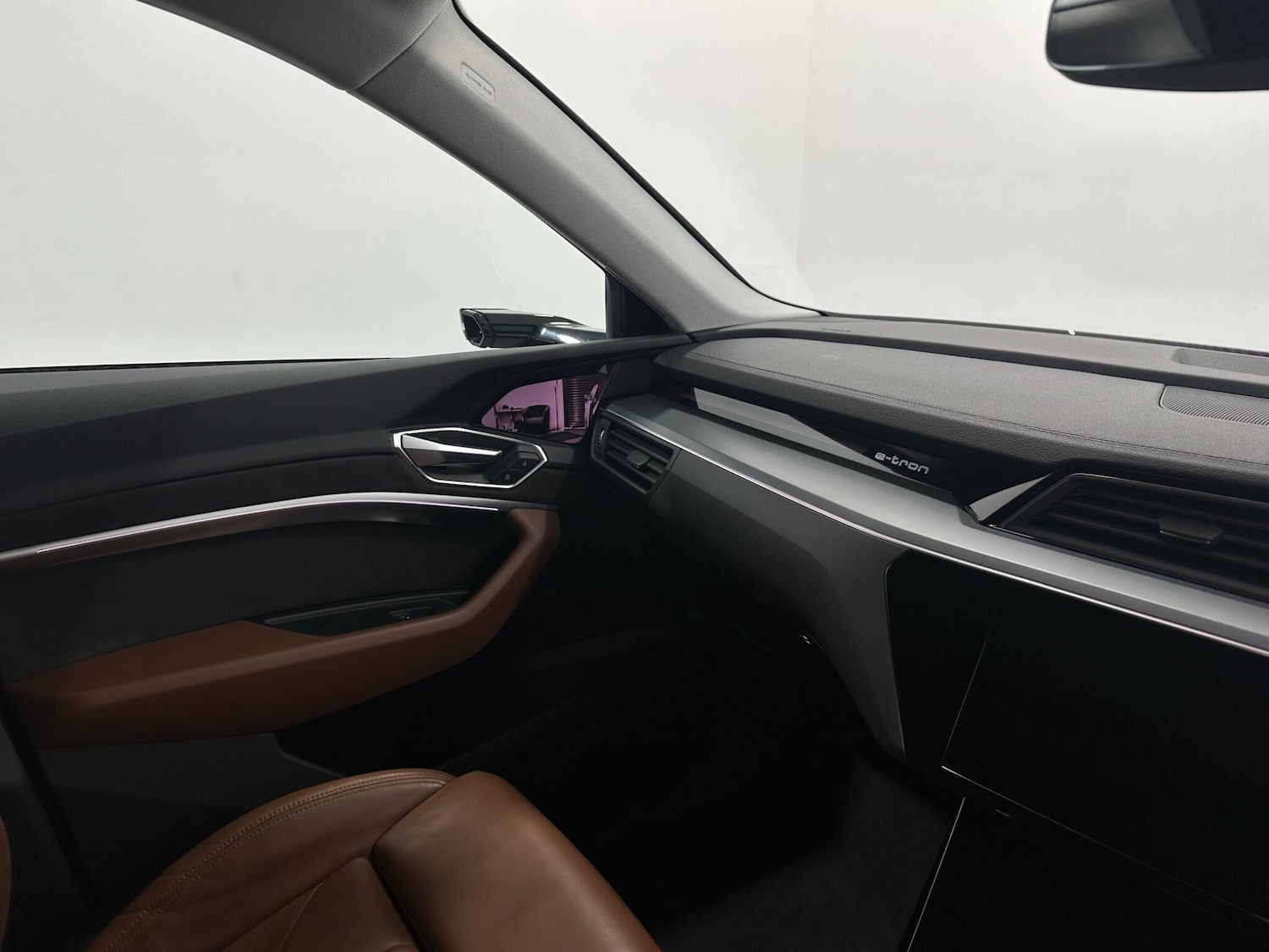 Used Audi e-tron 2020 for sale - 76878466: Photo 28