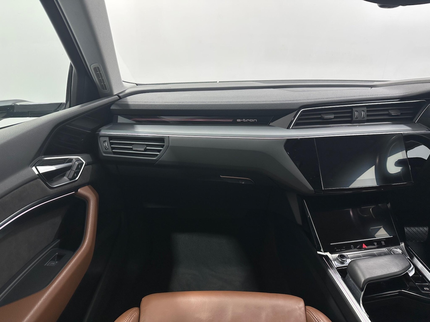 Used Audi e-tron 2020 for sale - 76878466: Photo 31