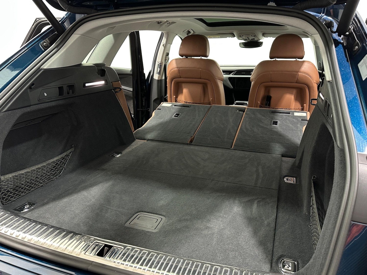 Used Audi e-tron 2020 for sale - 76878466: Photo 48