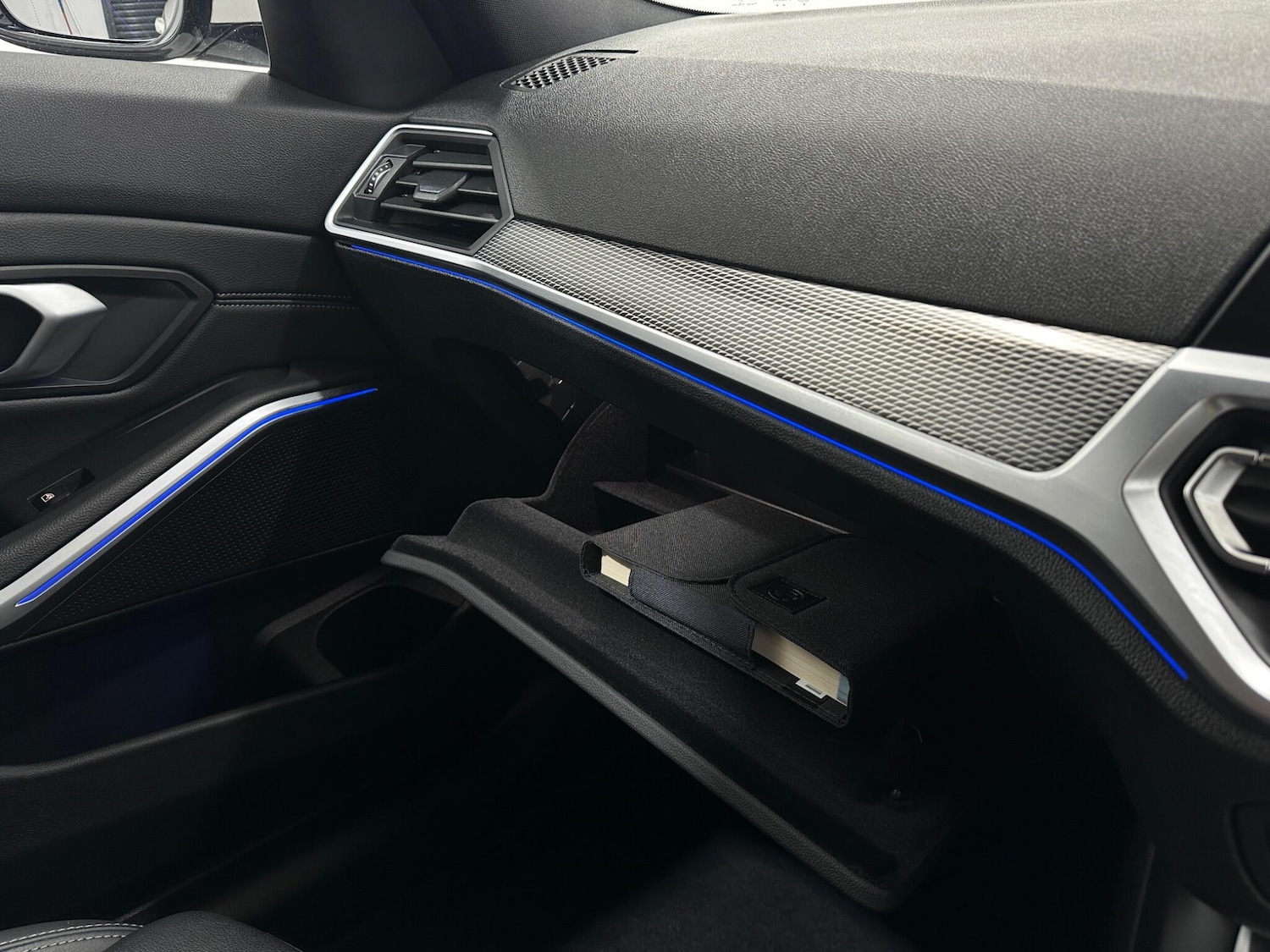 Used BMW 3 Series 2020 for sale - 76878496: Photo 27