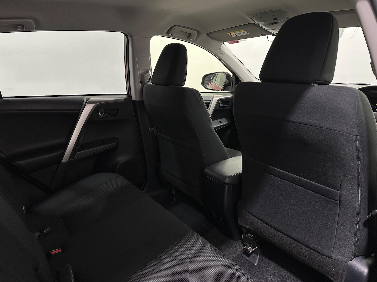 Used Toyota RAV4 2018 for sale - 77016120: Photo 38