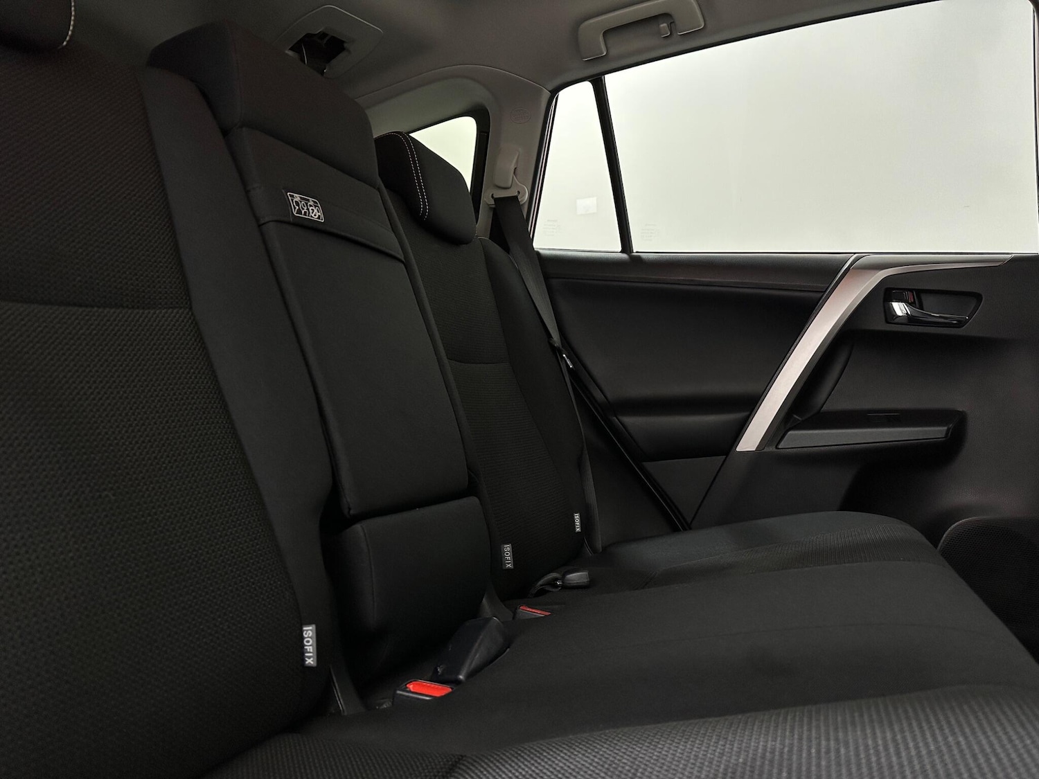 Used Toyota RAV4 2018 for sale - 77016120: Photo 39