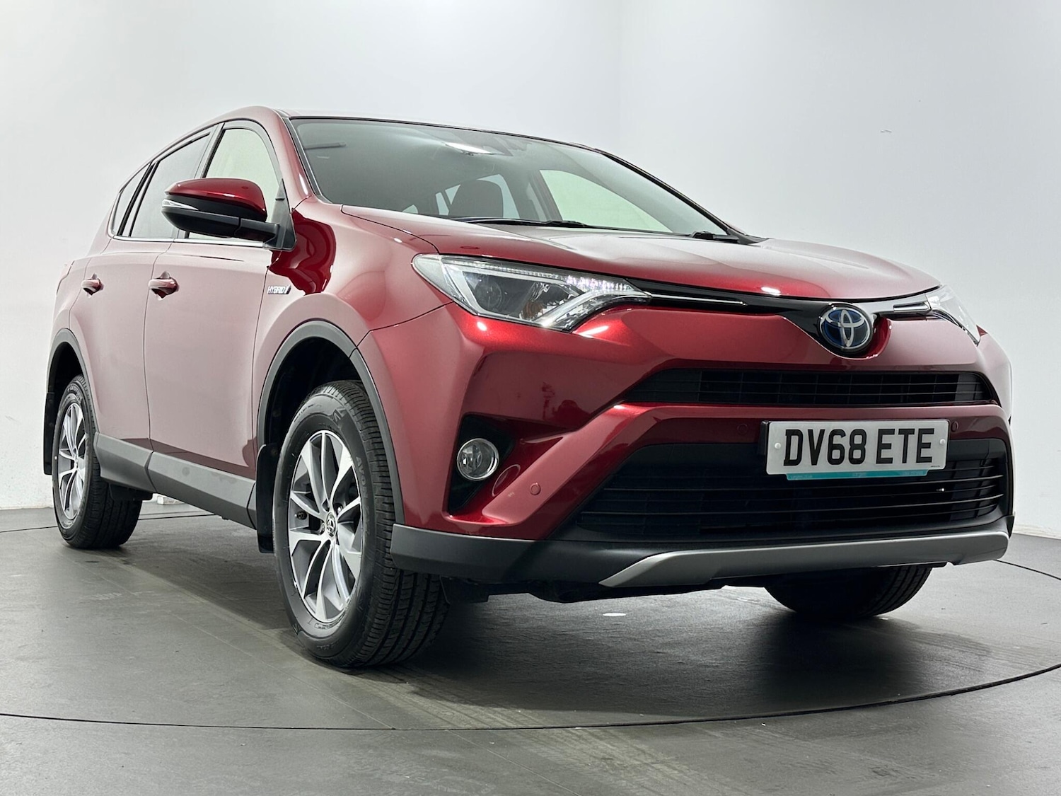 Used Toyota RAV4 2018 for sale - 77016120: Photo 50