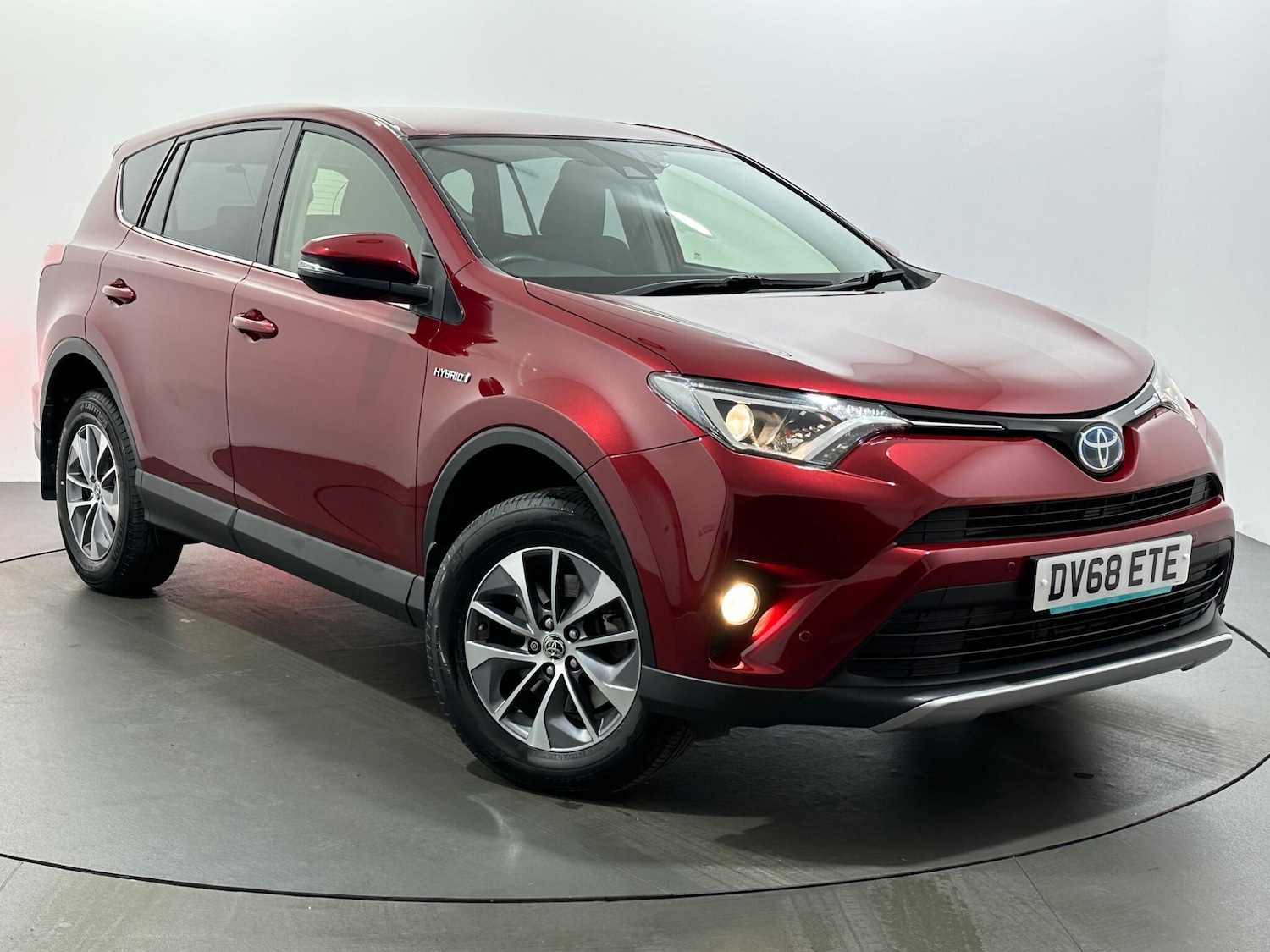 Used Toyota RAV4 2018 for sale - 77016120: Photo 52