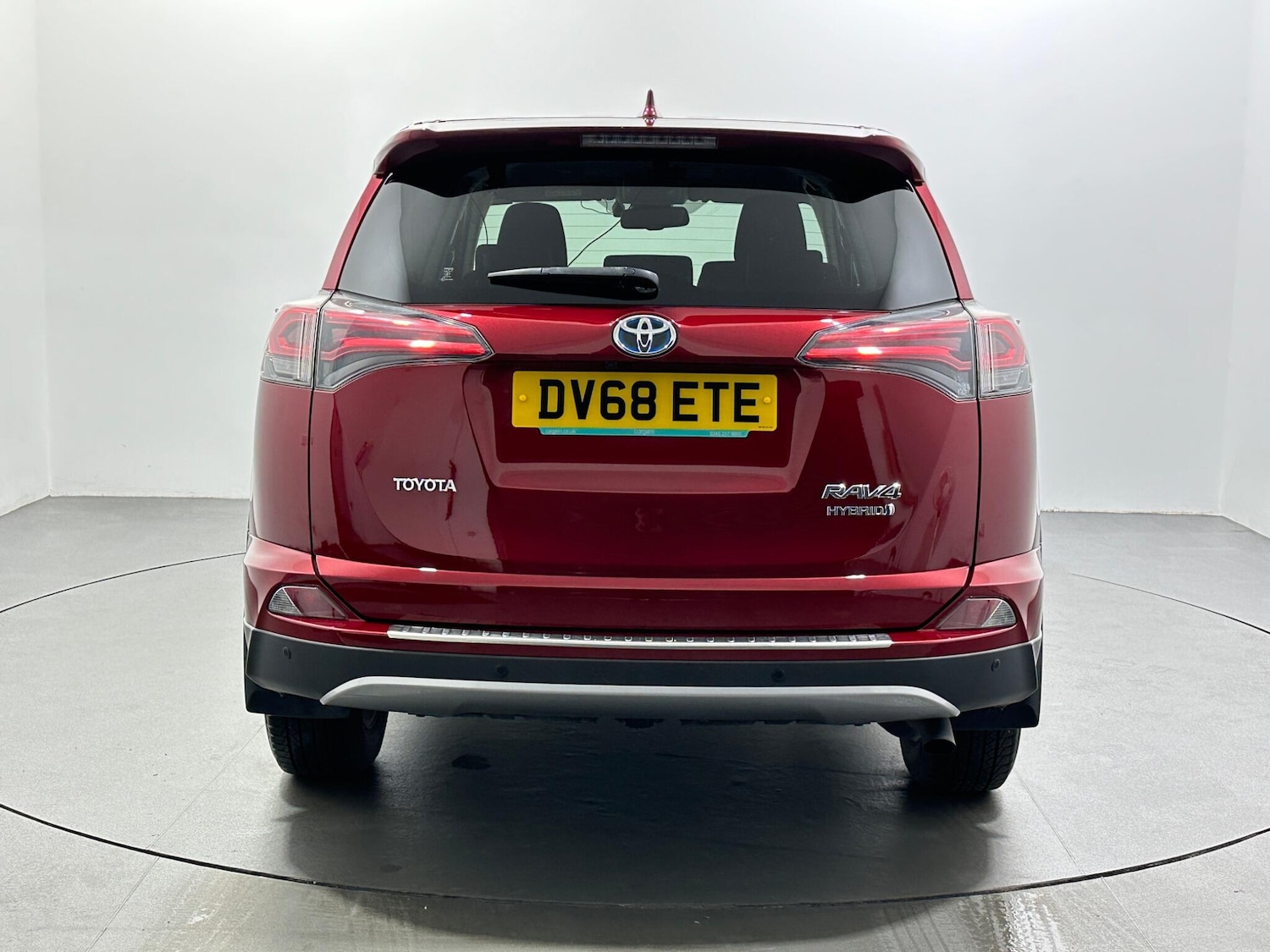 Used Toyota RAV4 2018 for sale - 77016120: Photo 7