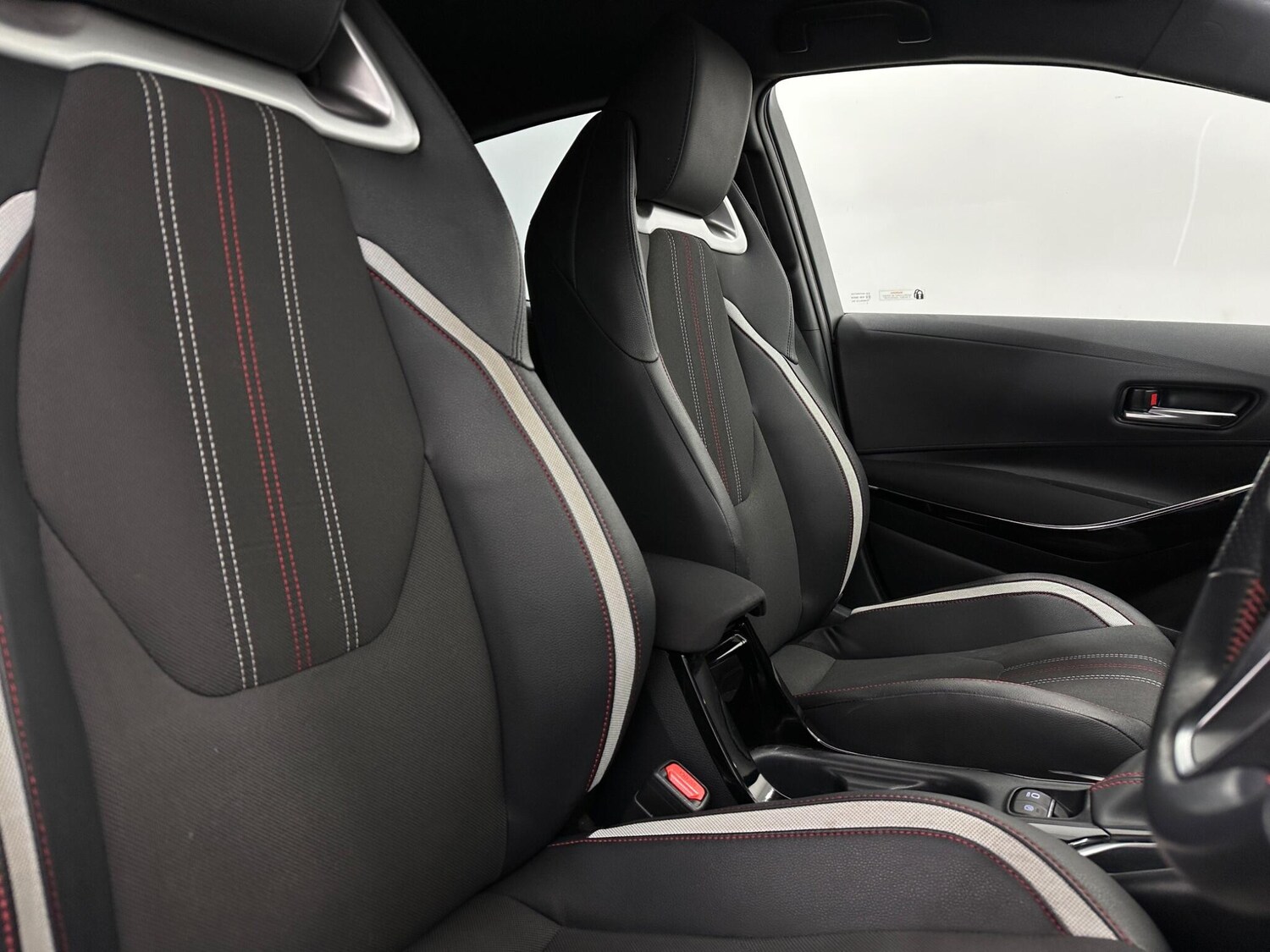 Used Toyota Corolla for sale - 77957272: Photo 32