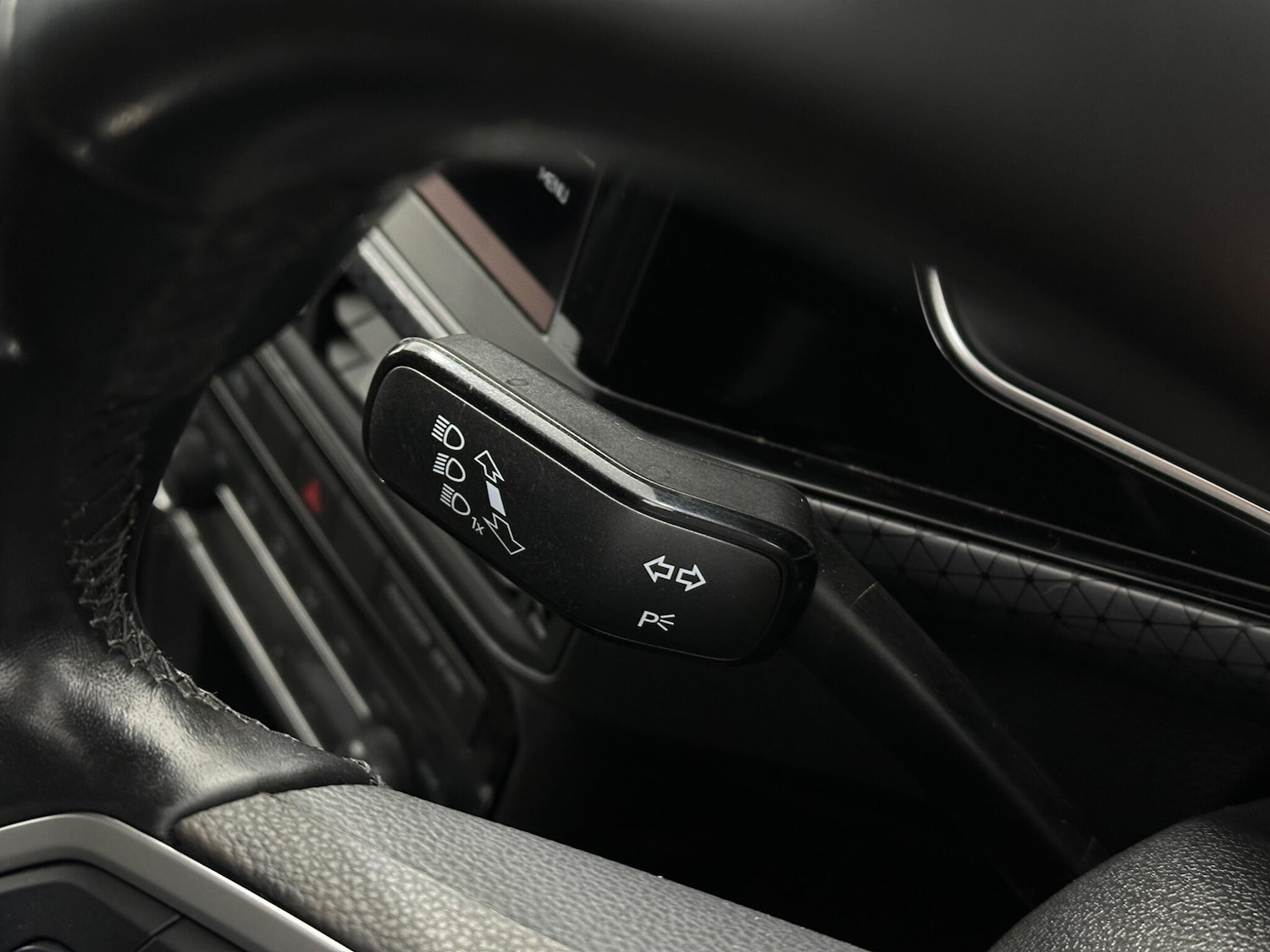 Used Volkswagen T-Cross 2020 for sale - 77174915: Photo 12