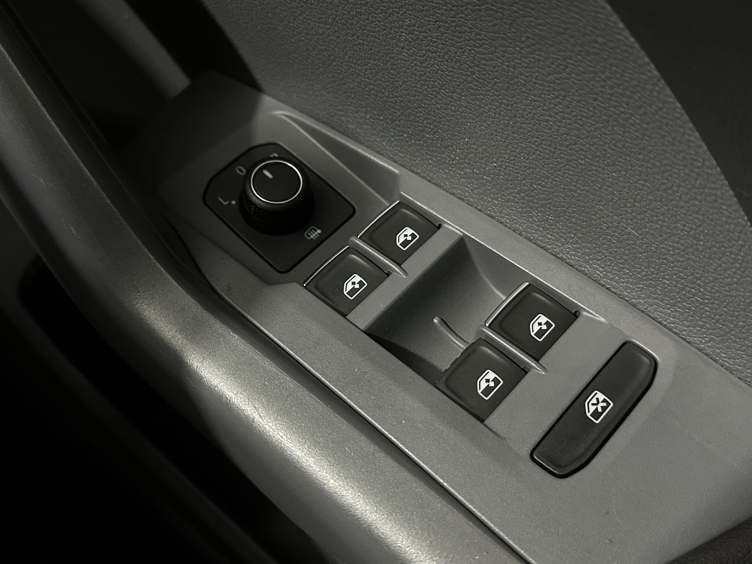 Used Volkswagen T-Cross 2020 for sale - 77174915: Photo 17