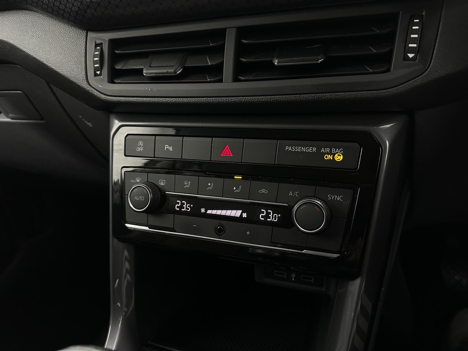 Used Volkswagen T-Cross 2020 for sale - 77174915: Photo 19