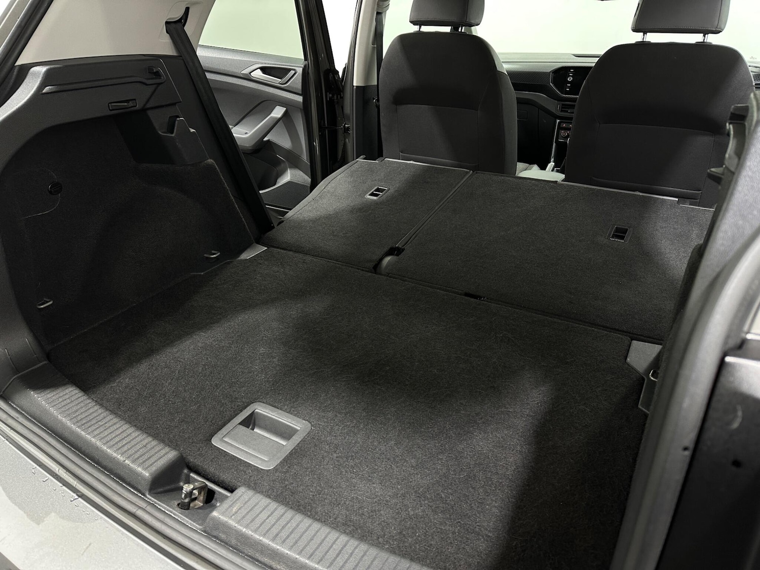 Used Volkswagen T-Cross 2020 for sale - 77174915: Photo 42