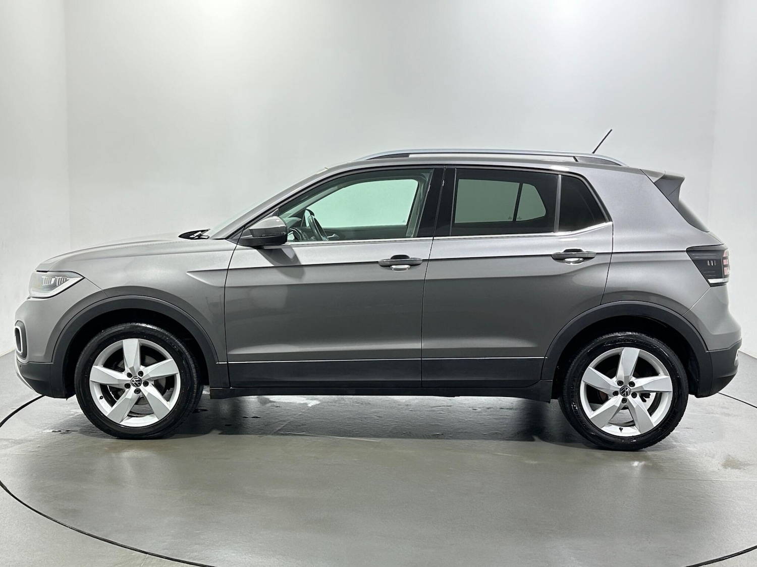 Used Volkswagen T-Cross 2020 for sale - 77174915: Photo 5