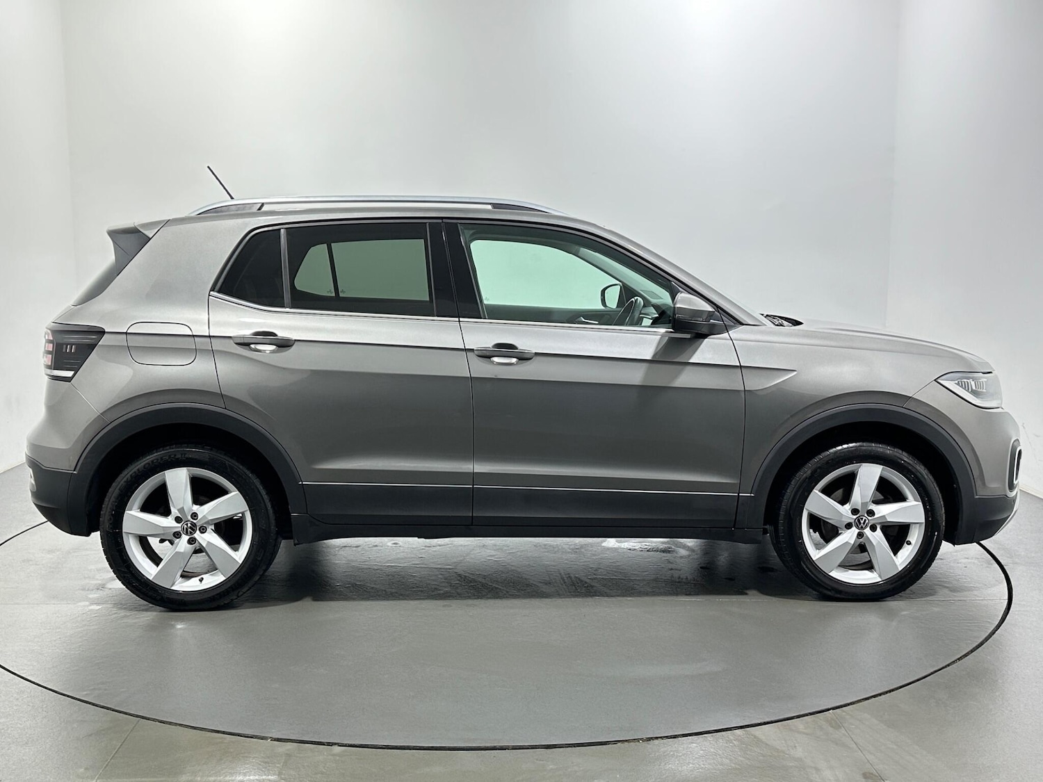 Used Volkswagen T-Cross 2020 for sale - 77174915: Photo 9