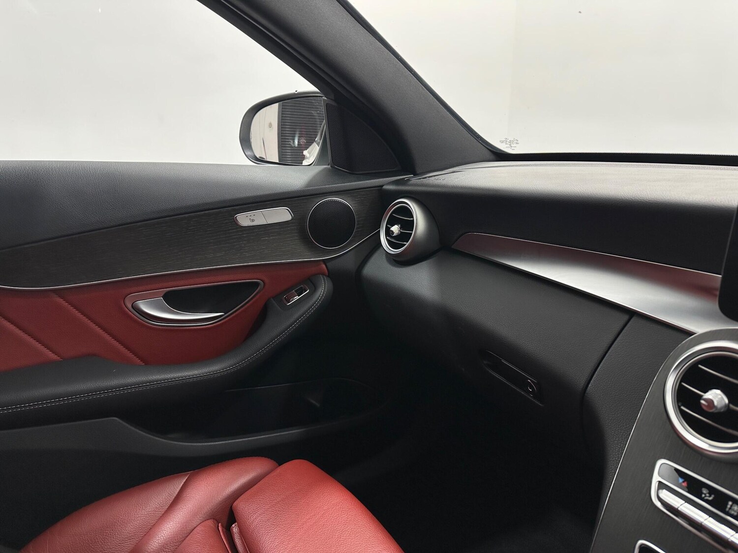 Used Mercedes-Benz C Class 2021 for sale - 77479043: Photo 27