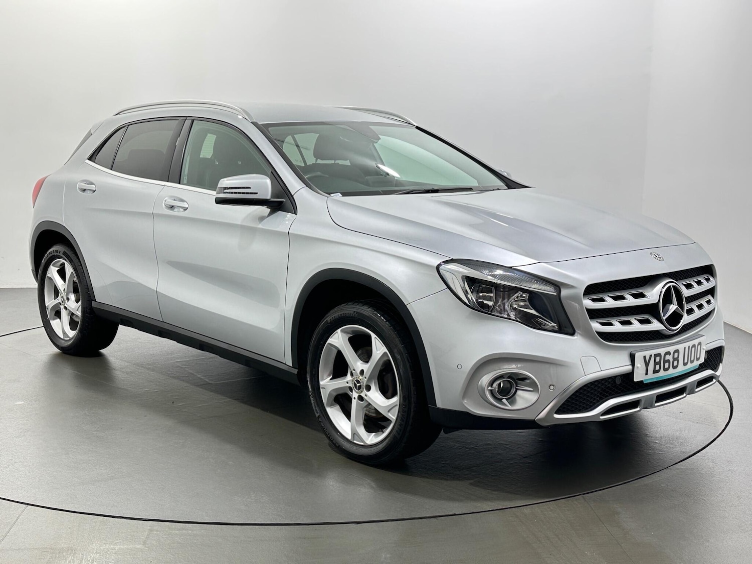 Used Mercedes-Benz GLA 2018 for sale - 76878891: Photo 1