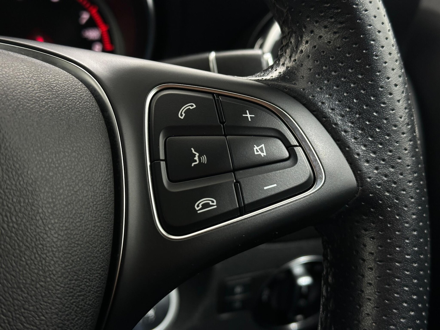 Used Mercedes-Benz GLA 2018 for sale - 76878891: Photo 14