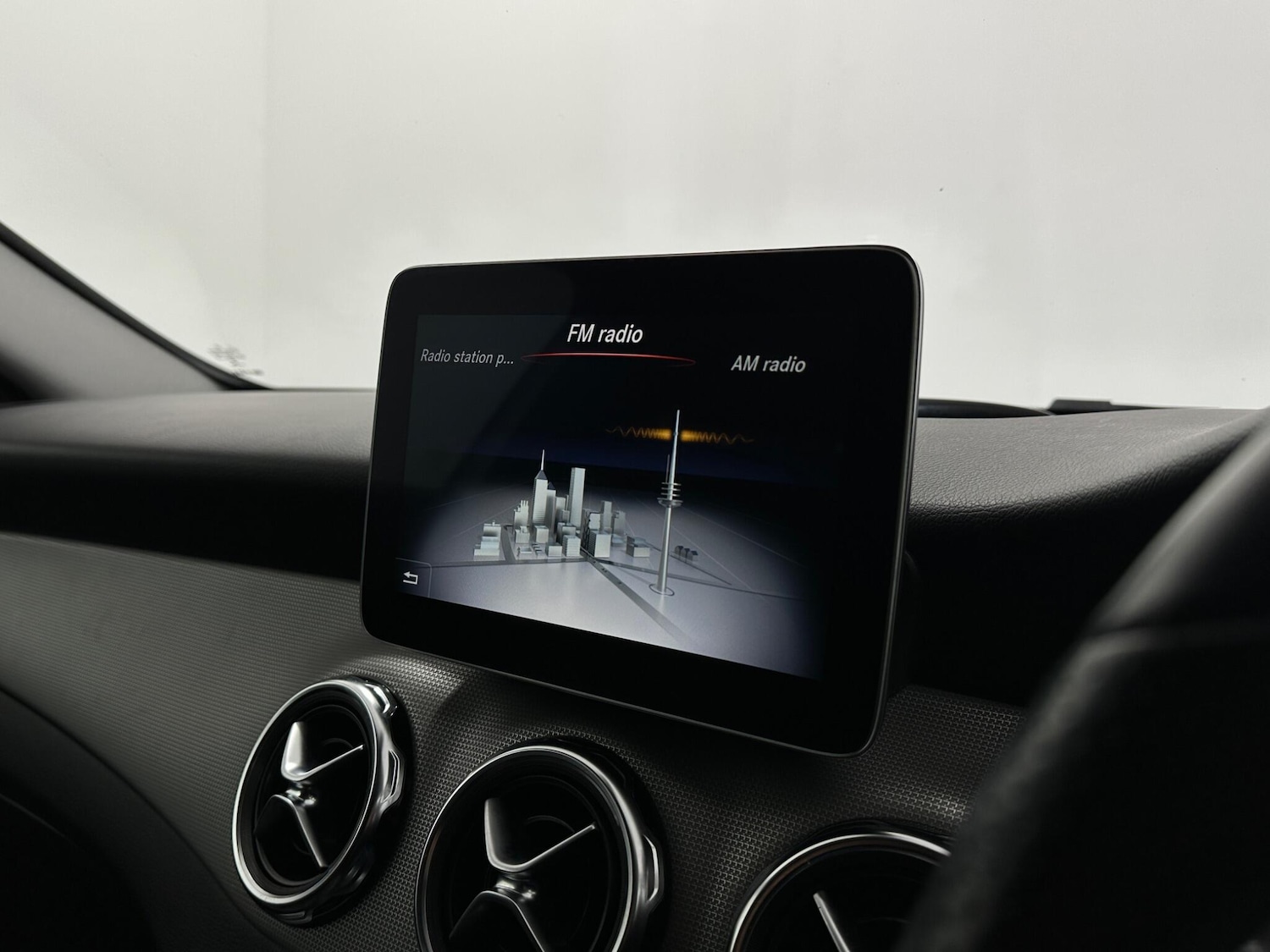 Used Mercedes-Benz GLA 2018 for sale - 76878891: Photo 26