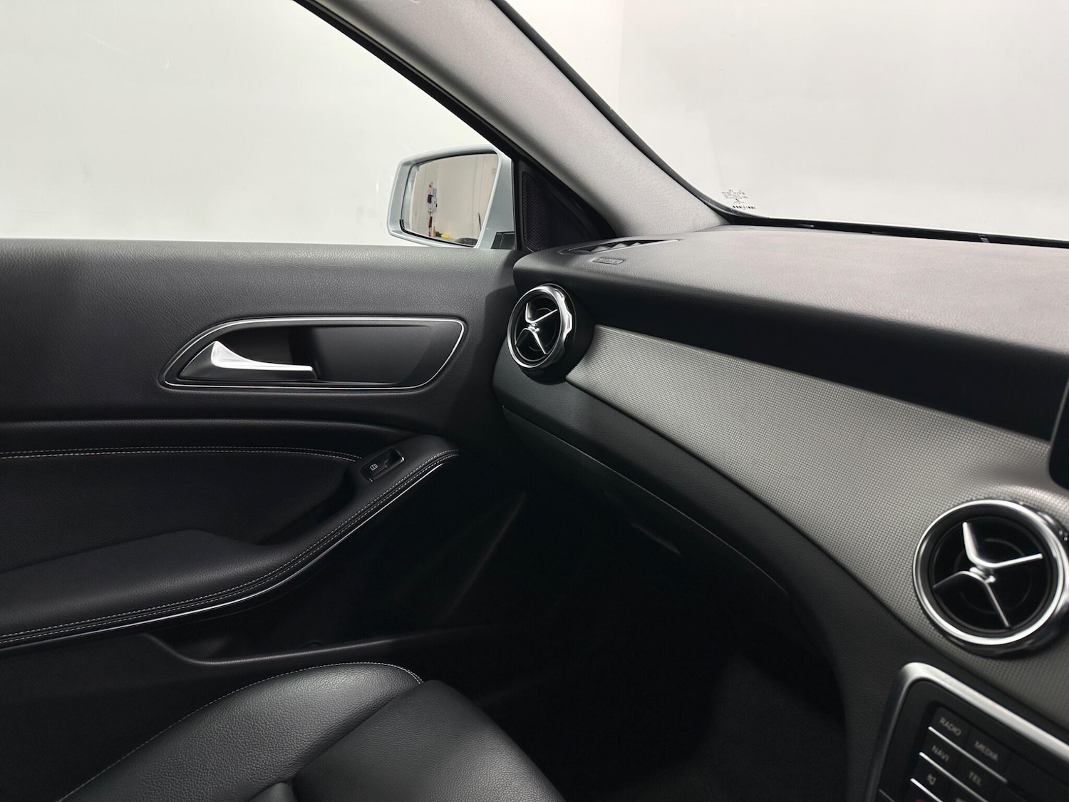 Used Mercedes-Benz GLA 2018 for sale - 76878891: Photo 28