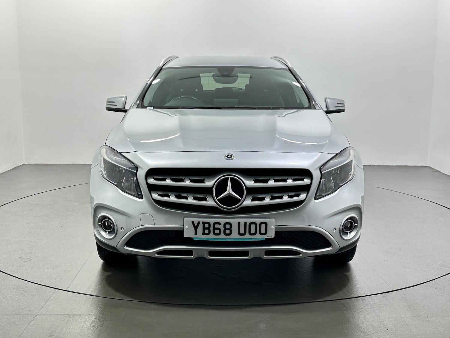 Used Mercedes-Benz GLA 2018 for sale - 76878891: Photo 3