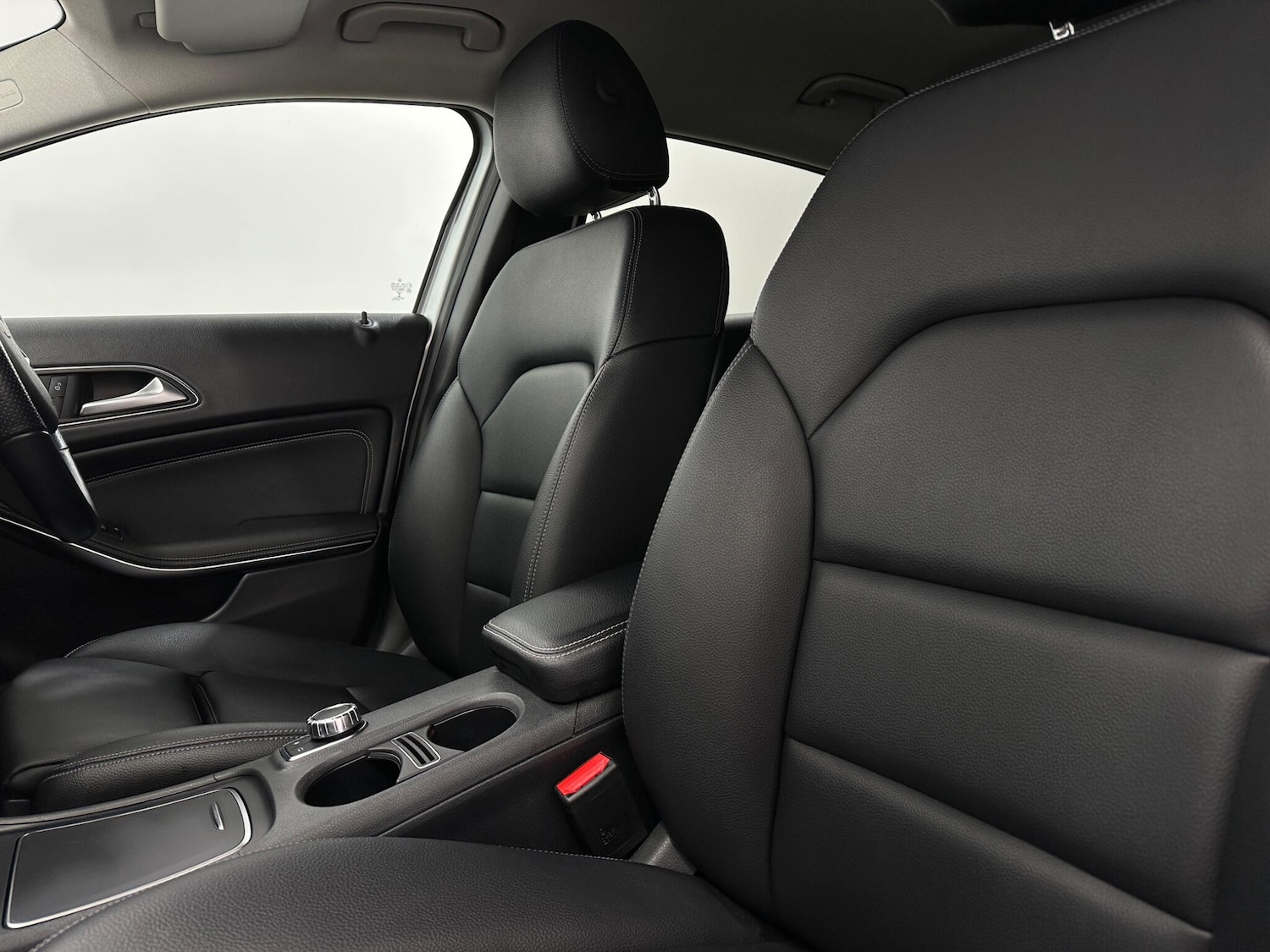 Used Mercedes-Benz GLA 2018 for sale - 76878891: Photo 36